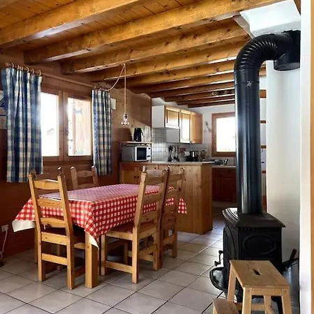 Apartmán Le Genepi 4-6 Pers *